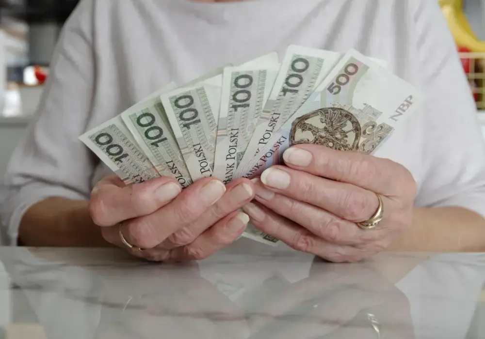 Babciowe - Kto dostaje pieniądze i jak je wykorzystać?