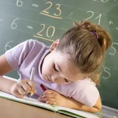 Wniosek rodzica o wydłużenie etapu edukacyjnego: czy to możliwe? 