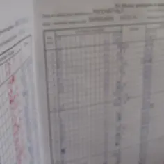 Dziennik lekcyjny z ocenami. Wpis "Ocena postępów w nauce" sugeruje, że do kiedy jest wystawienie ocen, zależy od dat wpisów.