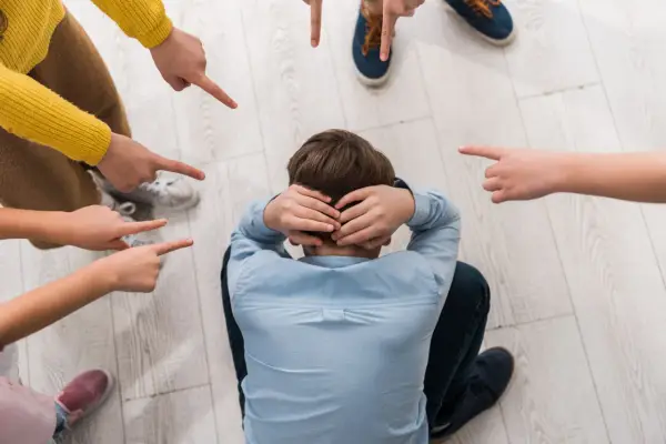 Bullying - Jak rozpoznać i skutecznie pomóc dziecku?